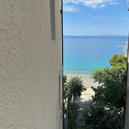 Apartments Niko, Near Beach, Free Parking, Wi-Fi Tucepi Bagian luar foto