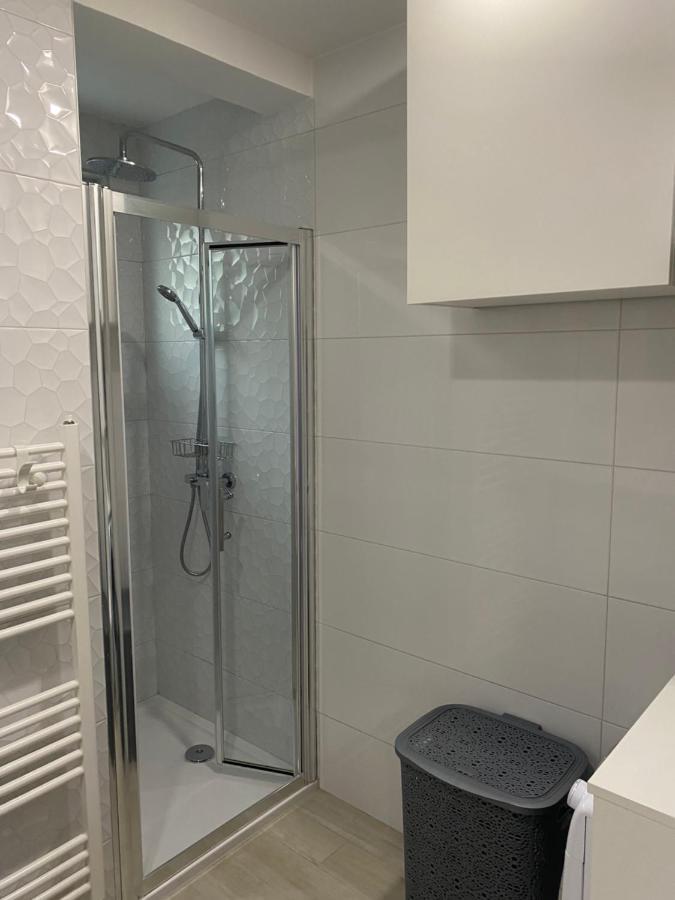 Apartments Niko, Near Beach, Free Parking, Wi-Fi Tucepi Bagian luar foto